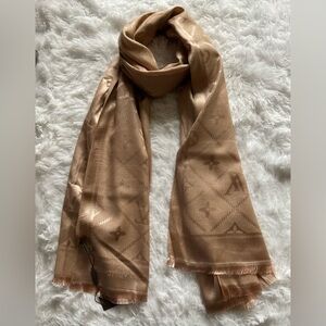 Louis Vuitton’s Scarf